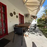 Appartement Cozy Garden By The